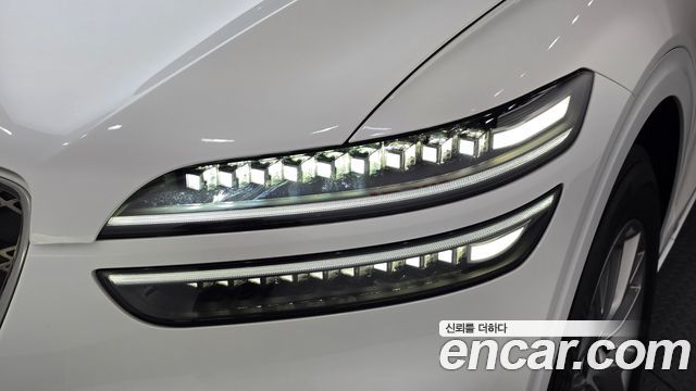 Genesis GV70 2.5T Gasoline AWD 2025 — фото 22