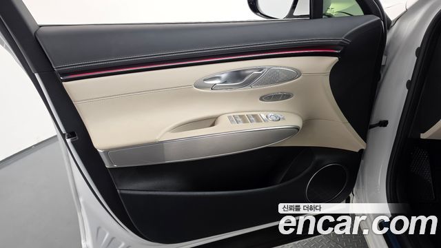 Genesis GV70 2.5T Gasoline AWD 2025 — фото 24