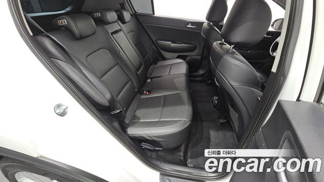 Kia Sportage (IV) Diesel 2WD Prestige 2018 — фото 11