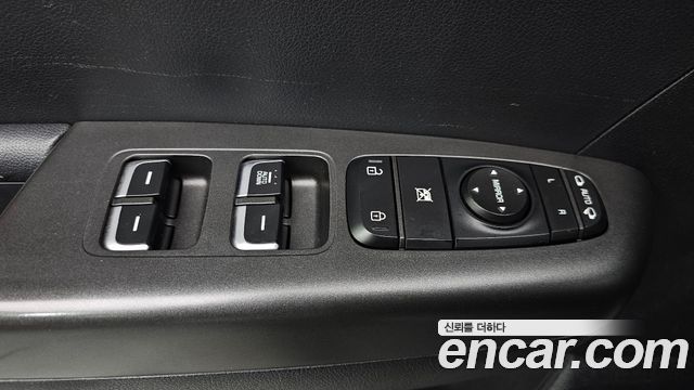 Kia Sportage (IV) Diesel 2WD Prestige 2018 — фото 18