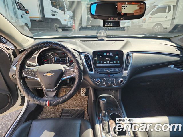 Chevrolet Malibu 2.0 Turbo LTZ Premium 2017 — фото 10