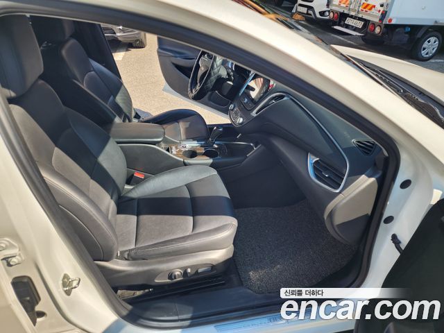 Chevrolet Malibu 2.0 Turbo LTZ Premium 2017 — фото 16