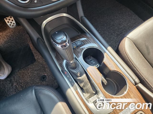 Chevrolet Malibu 2.0 Turbo LTZ Premium 2017 — фото 18