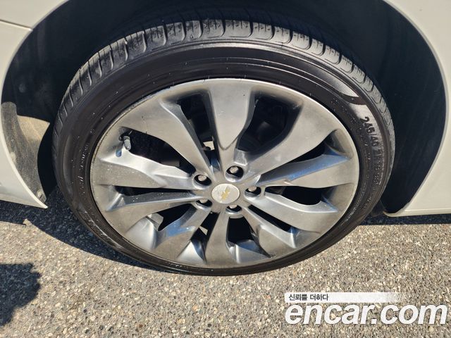Chevrolet Malibu 2.0 Turbo LTZ Premium 2017 — фото 21