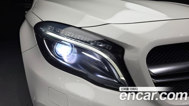 Mercedes-Benz GLA-Class (X156) GLA45 AMG 4MATIC 2015 — фото 22