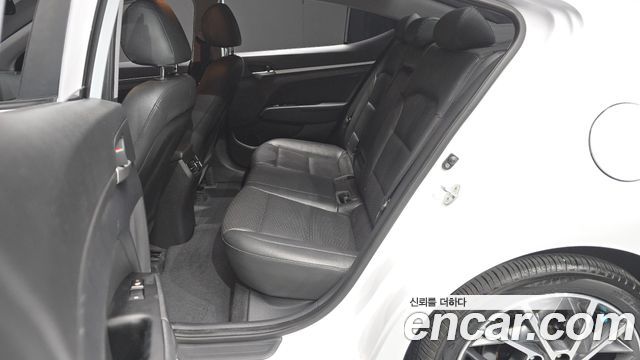 Hyundai Avante (AD) 1.6 Smart 2019 — фото 12