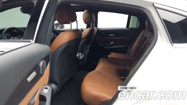 Mercedes-Benz GLC-Class (X253) GLC300e 4MATIC Coupe 2021 — фото 15
