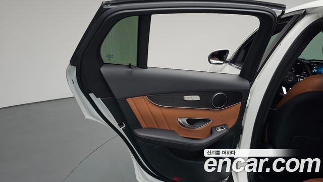 Mercedes-Benz GLC-Class (X253) GLC300e 4MATIC Coupe 2021 — фото 31