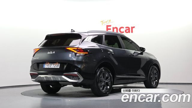 Kia Sportage (V) Diesel 2.0 2WD Nobleless 2022 — фото 2