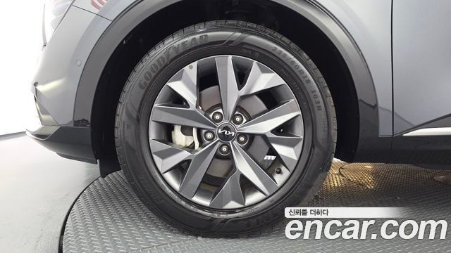 Kia Sportage (V) Diesel 2.0 2WD Nobleless 2022 — фото 5