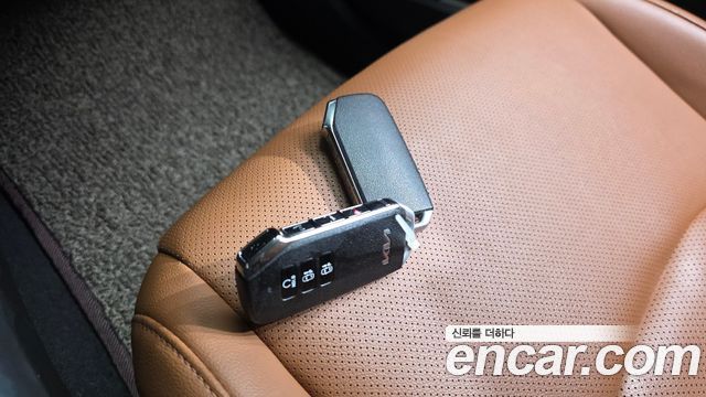 Kia Sportage (V) Diesel 2.0 2WD Nobleless 2022 — фото 29