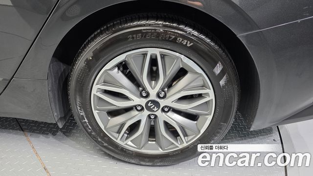 Kia K5 Hybrid (III) Noblesse 2020 — фото 21