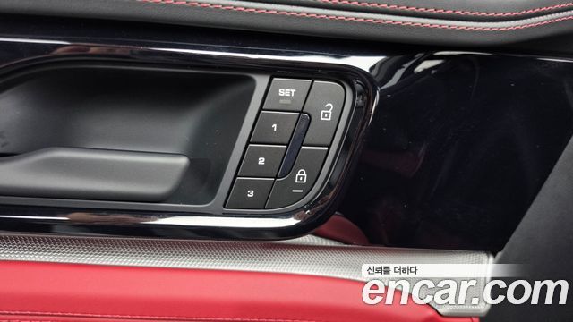 Porsche Panamera (976) 2.9 AWD E-Hybrid 2025 — фото 32
