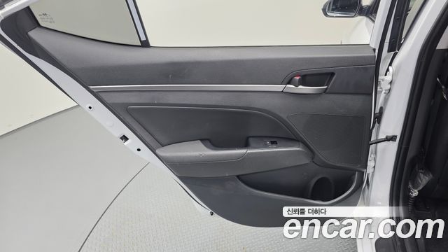 Hyundai Avante (AD) 1.6 LPI Style (Rental Car) 2018 — фото 25