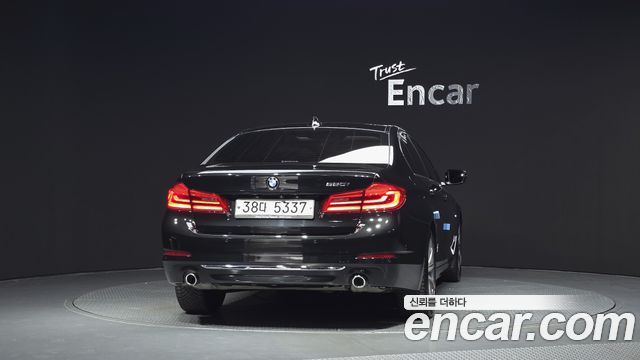 BMW 5 Series (G30) 520i Luxury 2018 — фото 4