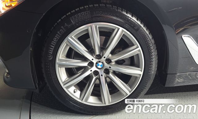 BMW 5 Series (G30) 520i Luxury 2018 — фото 5