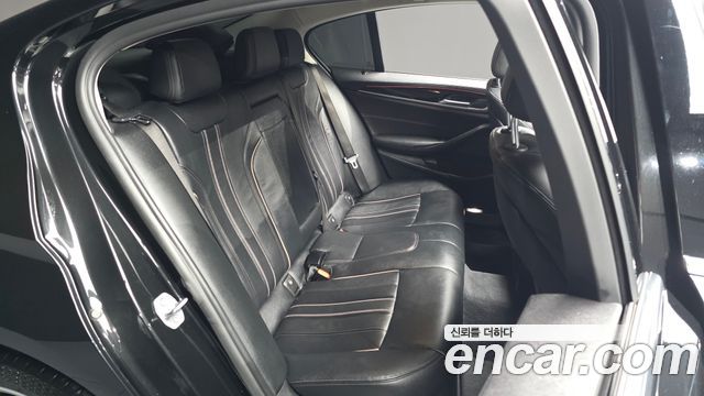 BMW 5 Series (G30) 520i Luxury 2018 — фото 12
