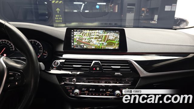 BMW 5 Series (G30) 520i Luxury 2018 — фото 14