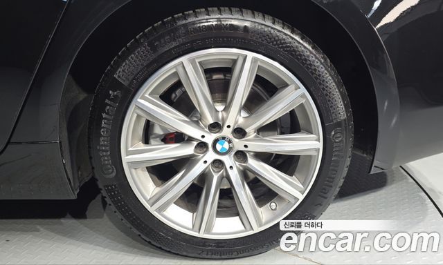 BMW 5 Series (G30) 520i Luxury 2018 — фото 21