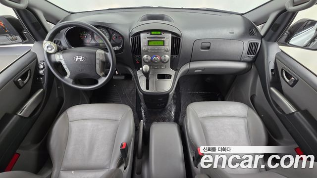 Hyundai Grand Starex 5-Seater LPi VAN CVX Luxury 2014 — фото 7