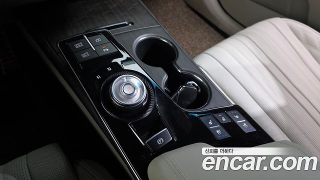 Kia K8 3.5 Gasoline 4WD Platinum 2022 — фото 9