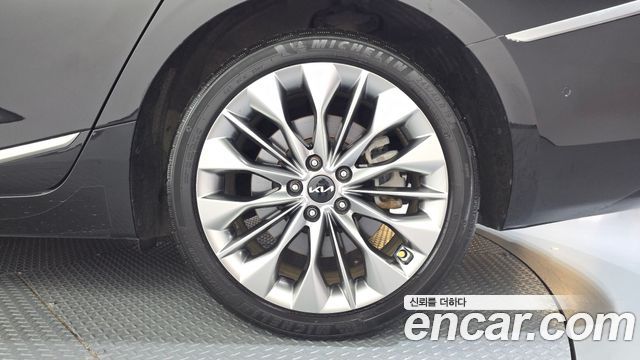 Kia K8 3.5 Gasoline 4WD Platinum 2022 — фото 21
