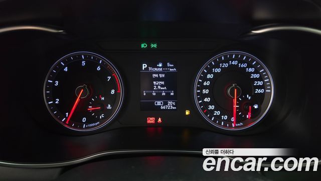 Genesis G70 2.0T Advanced 2019 — фото 8
