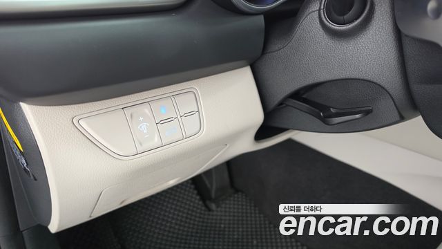 Genesis G70 2.0T Advanced 2019 — фото 20