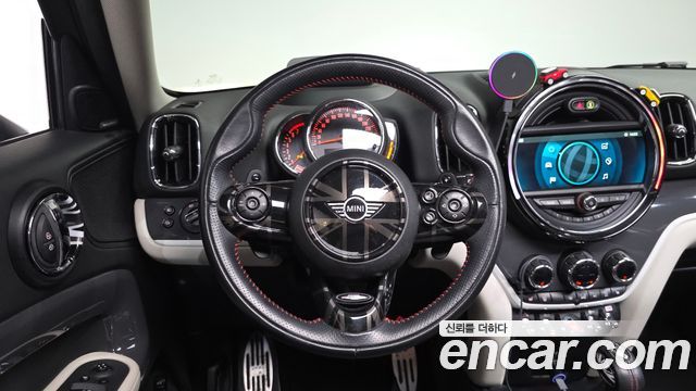 MINI Cooper S Countryman ALL4 2nd 2018 — фото 13
