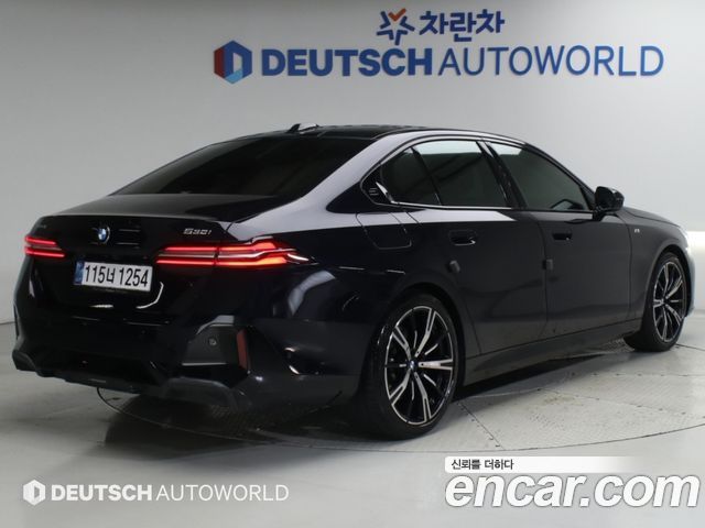 BMW 5 Series (G60) 530i xDrive M Sport 2024 — фото 2