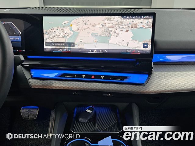 BMW 5 Series (G60) 530i xDrive M Sport 2024 — фото 18