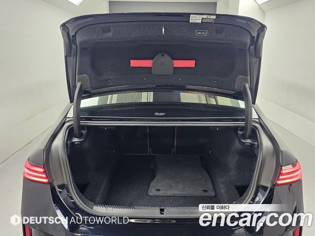 BMW 5 Series (G60) 530i xDrive M Sport 2024 — фото 23
