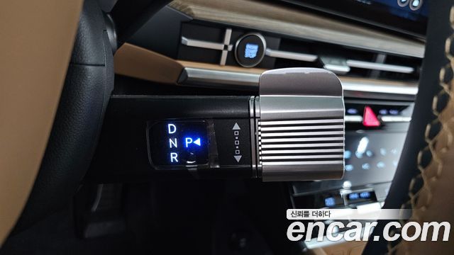 Hyundai Santa Fe (MX5) HEV 1.6 2WD Calligraphy 2024 — фото 9