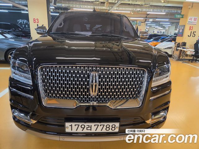 Lincoln Navigator (IV) 3.5L Black Label
