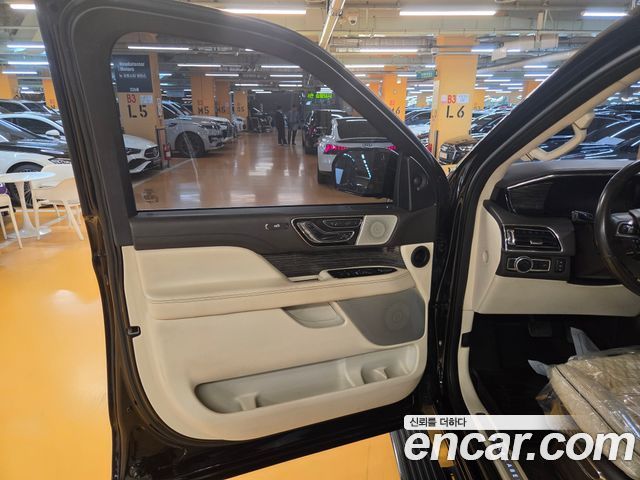 Lincoln Navigator (IV) 3.5L Black Label 2020 — фото 7