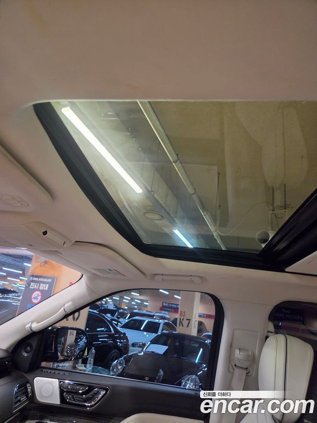 Lincoln Navigator (IV) 3.5L Black Label 2020 — фото 20