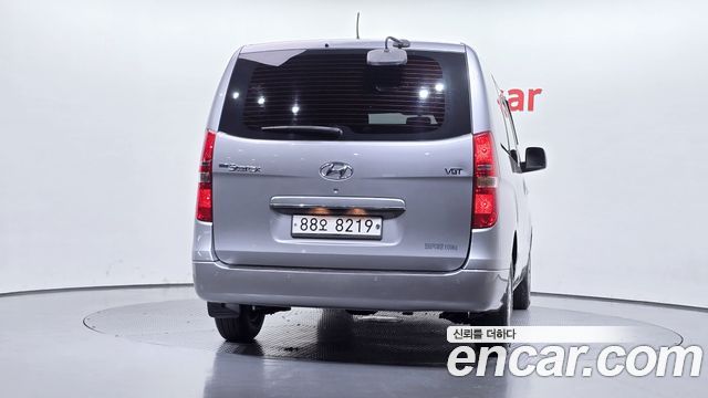 Hyundai Grand Starex 5-Seater VAN Smart 2017 — фото 4