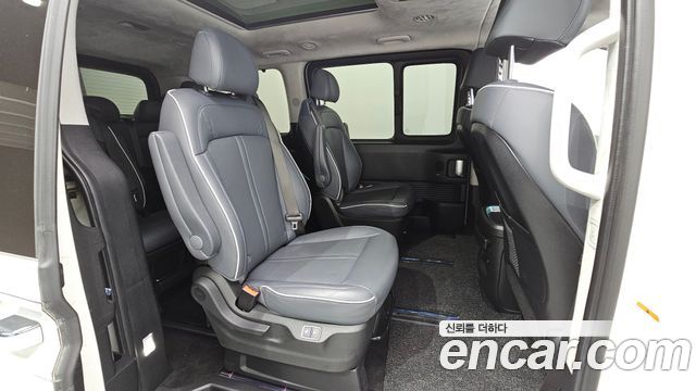 Hyundai Staria L3.5 Lounge 9-Seater Inspiration 2024 — фото 11