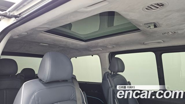 Hyundai Staria L3.5 Lounge 9-Seater Inspiration 2024 — фото 18