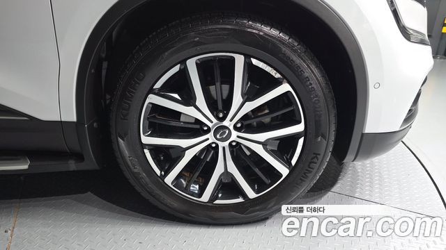 Renault Korea QM6 2.0 LPe RE Signature 2WD 2020 — фото 27