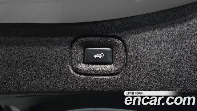 Renault Korea QM6 2.0 LPe RE Signature 2WD 2020 — фото 37