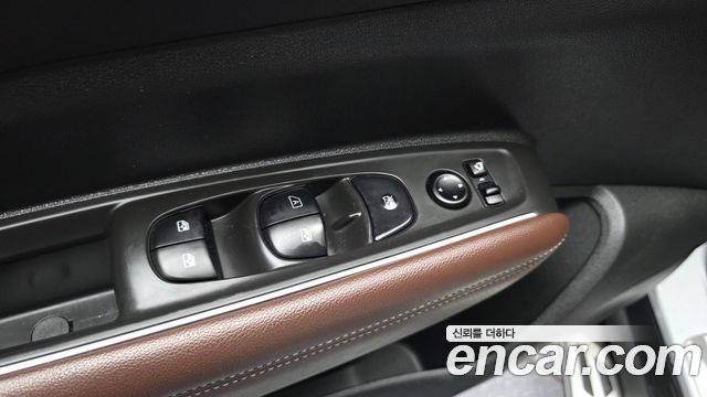 Renault Korea QM6 2.0 LPe RE Signature 2WD 2020 — фото 38