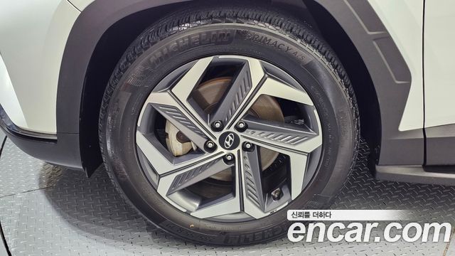 Hyundai Tucson (NX4) Gasoline 1.6 Turbo 2WD Inspiration 2021 — фото 5