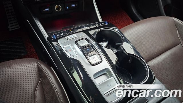 Hyundai Tucson (NX4) Gasoline 1.6 Turbo 2WD Inspiration 2021 — фото 9
