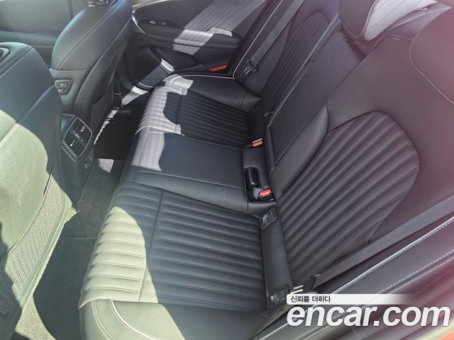 Genesis G70 2.0T AWD Elite 2019 — фото 11