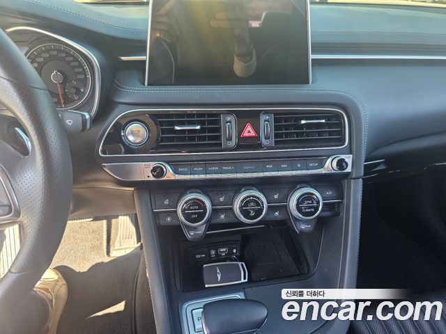 Genesis G70 2.0T AWD Elite 2019 — фото 13