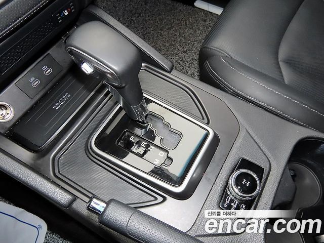 KG Mobility (SsangYong) Rexton Sports Khan Diesel 2.2 4WD Culman Noblesse 2024 — фото 9
