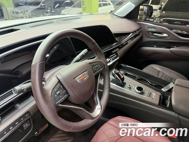 Cadillac Escalade (V) 6.2 ESV ESV Sports Platinum 2023 — фото 10