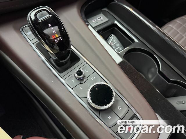 Cadillac Escalade (V) 6.2 ESV ESV Sports Platinum 2023 — фото 16