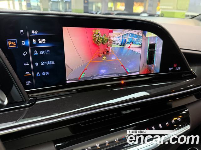 Cadillac Escalade (V) 6.2 ESV ESV Sports Platinum 2023 — фото 19